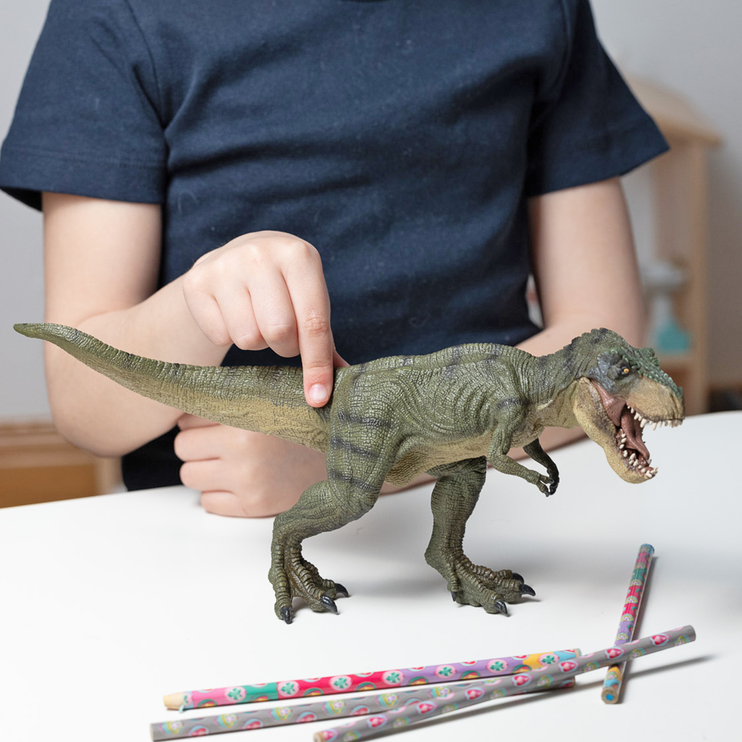 papo-dinosaurs-figurine-t-rex-courant-vert-m-choire-articul-e image 2