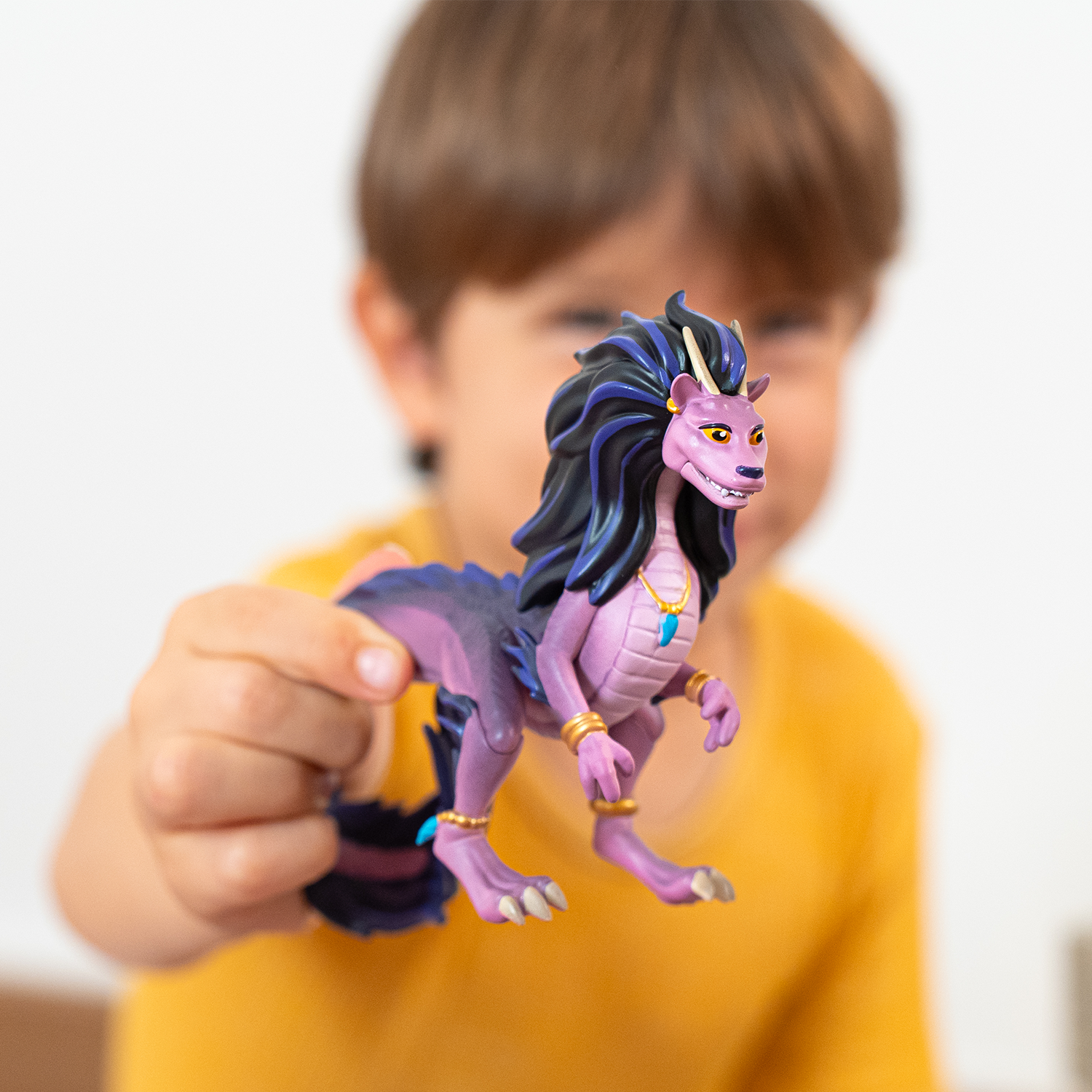 papo-the-enchanted-world-dragon-sakura-figurine-violet image 2
