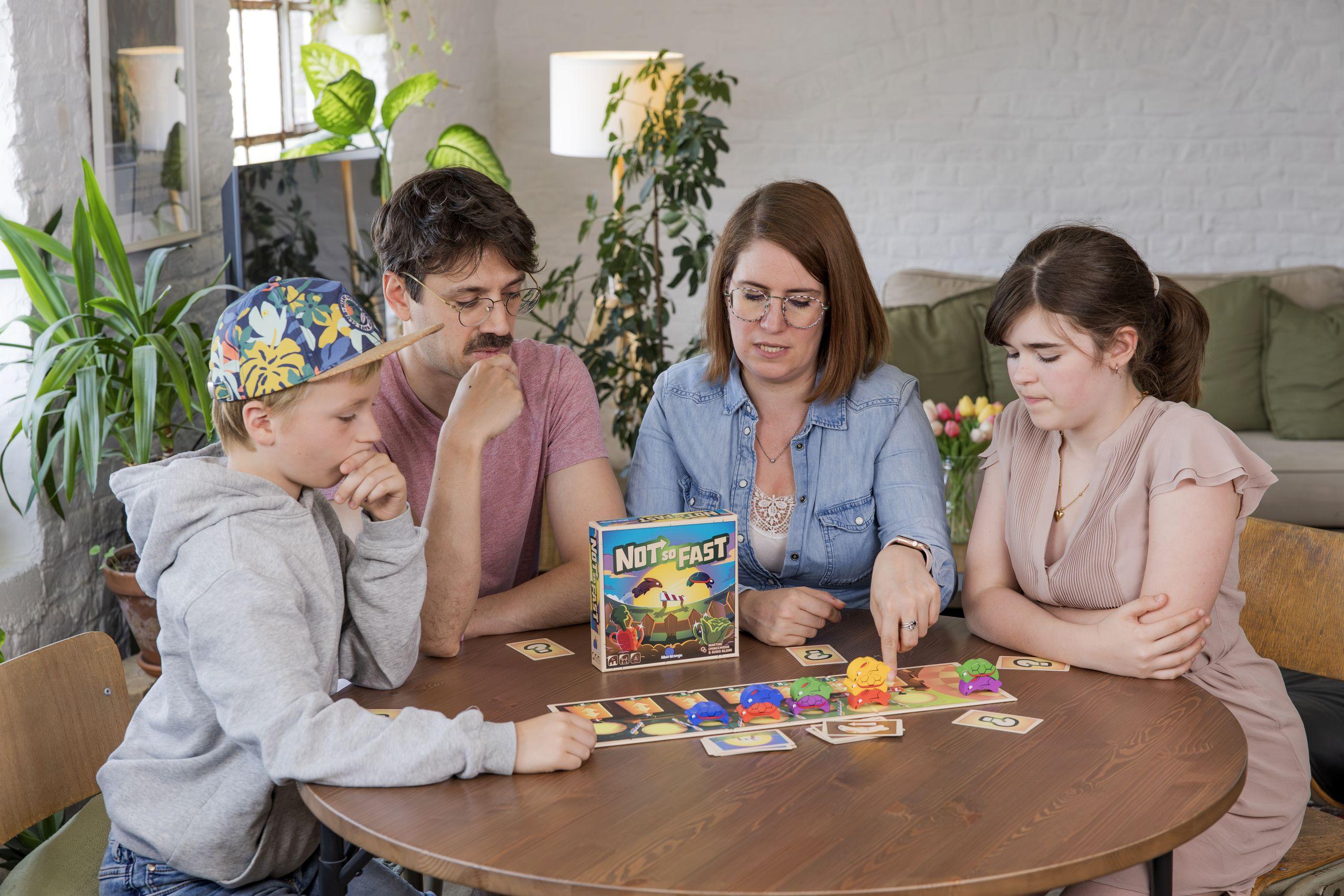 blue-orange-not-so-fast-jeu-de-soci-t-enfants-course image 4