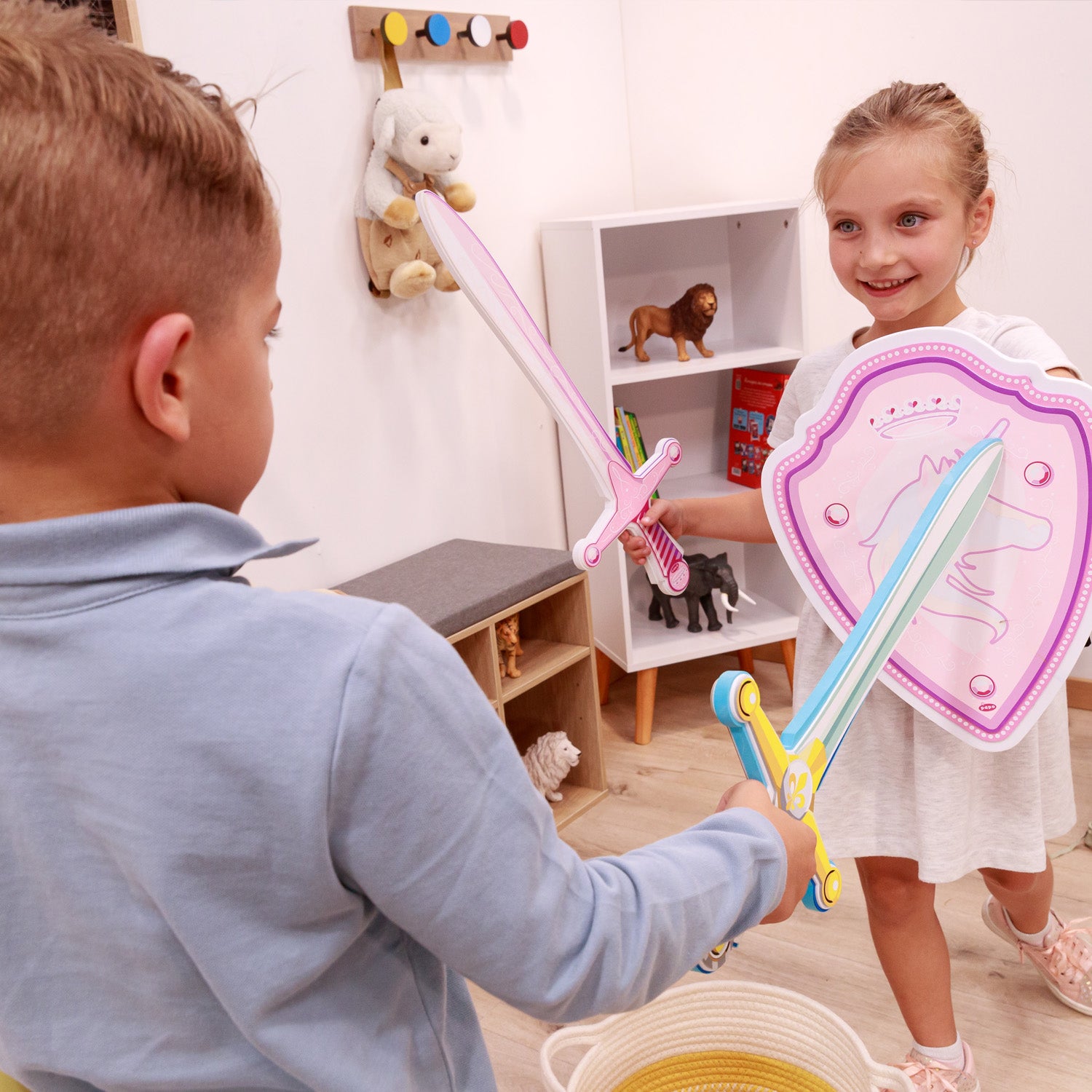 papo-foam-sets-bouclier-licorne-mousse-enfant-dor image 2