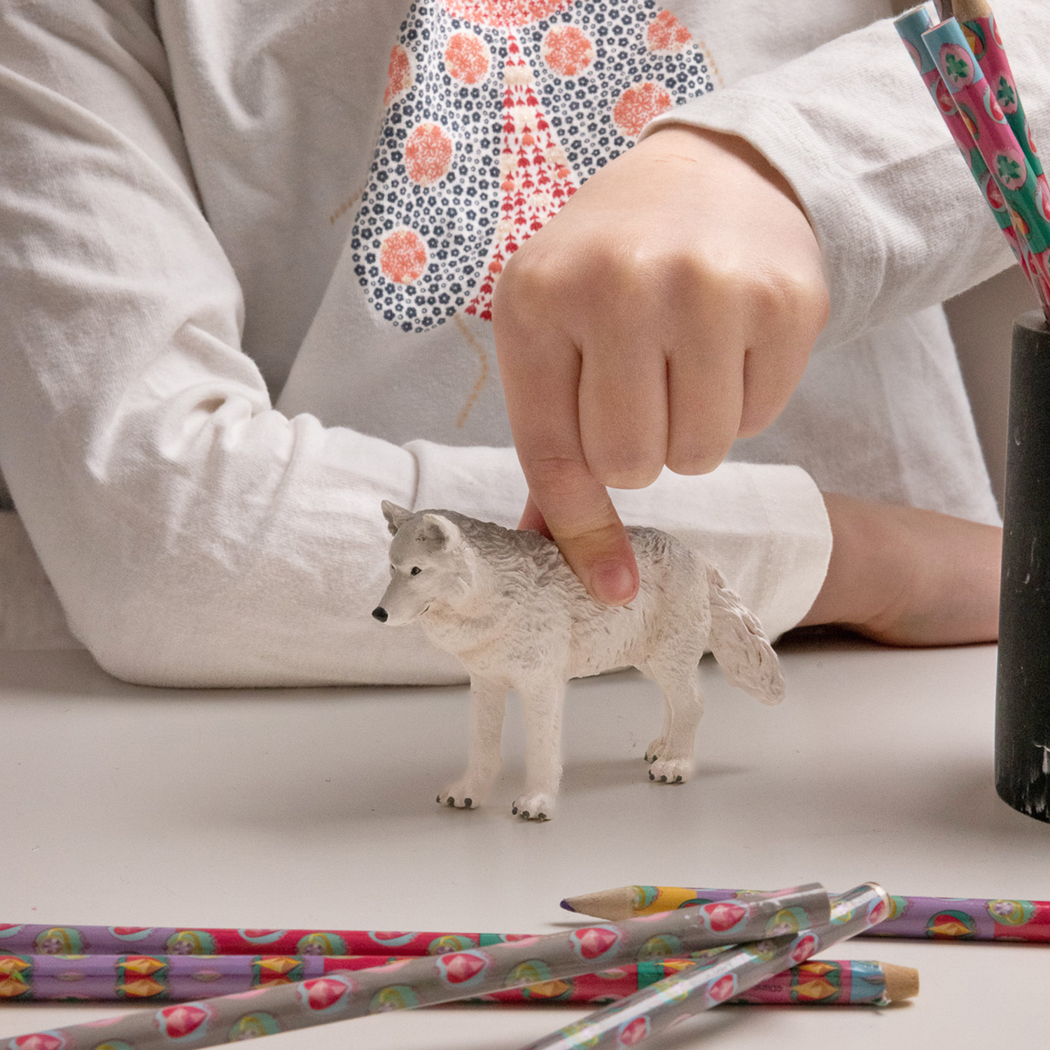 papo-wildlife-loup-polaire-figurine-animal-sauvage image 2