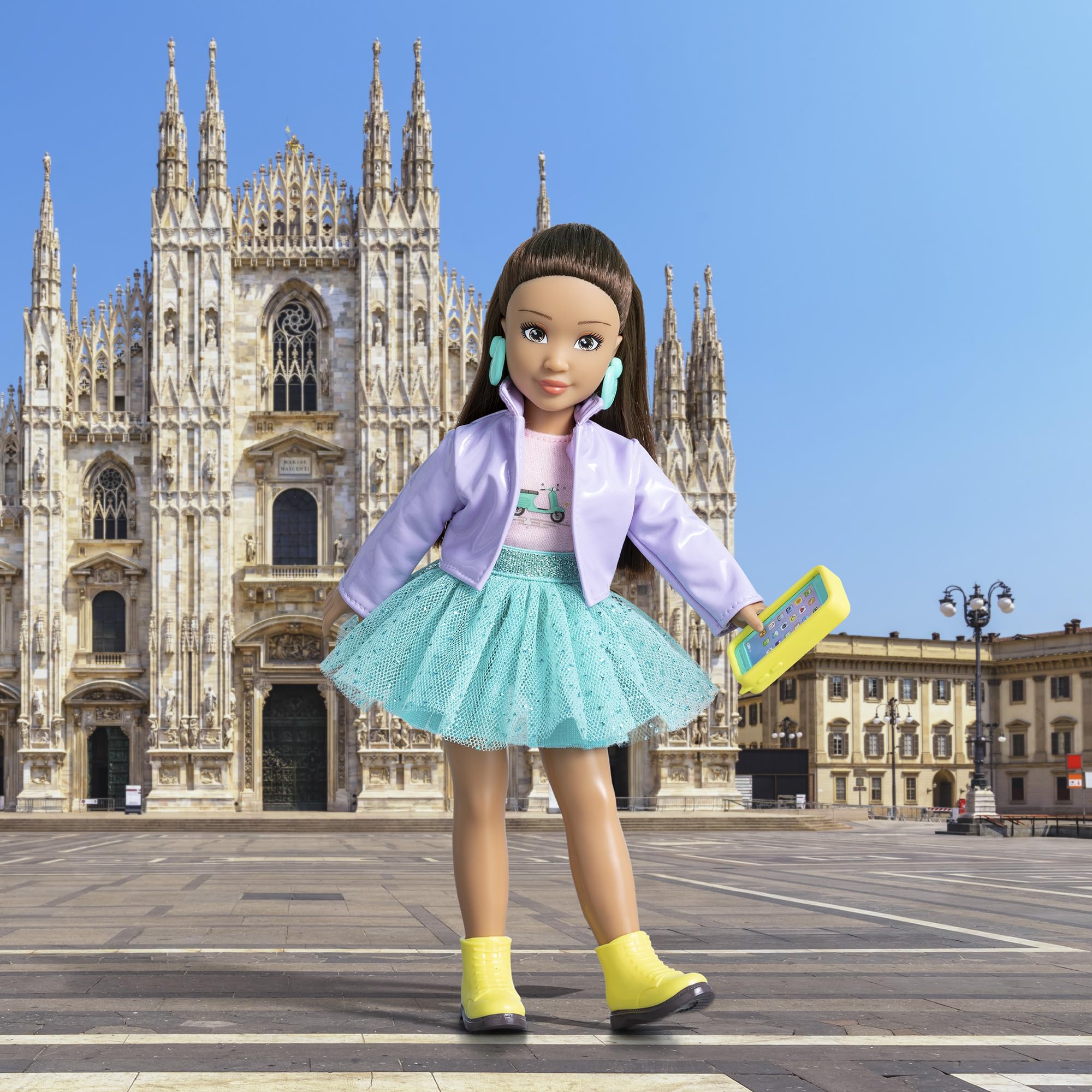 corolle-girls-luna-fashion-week-milan-poup-e-mannequin-28cm image 6