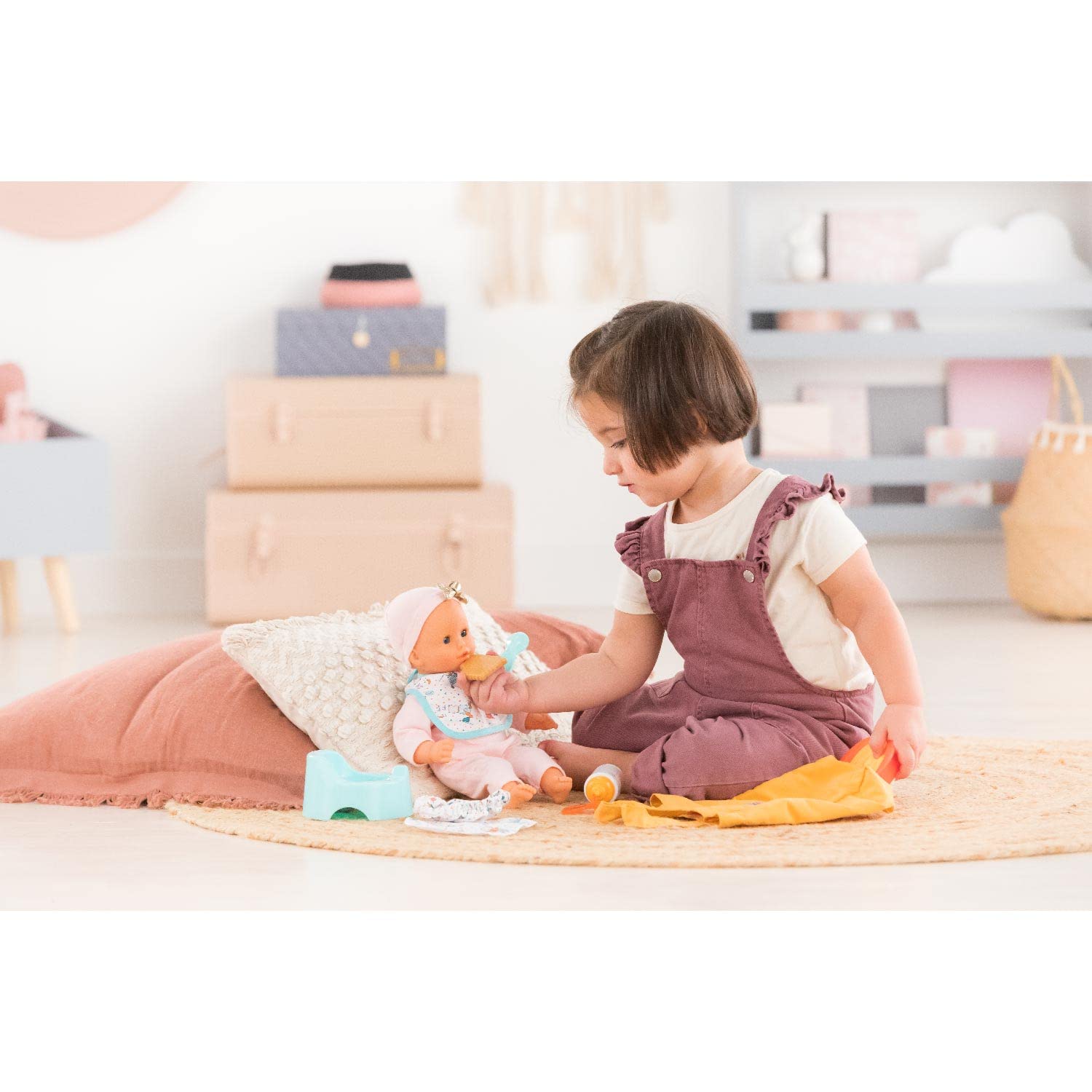 corolle-mon-premier-coffret-nurserie-11-accessoires-30cm-safran image 7