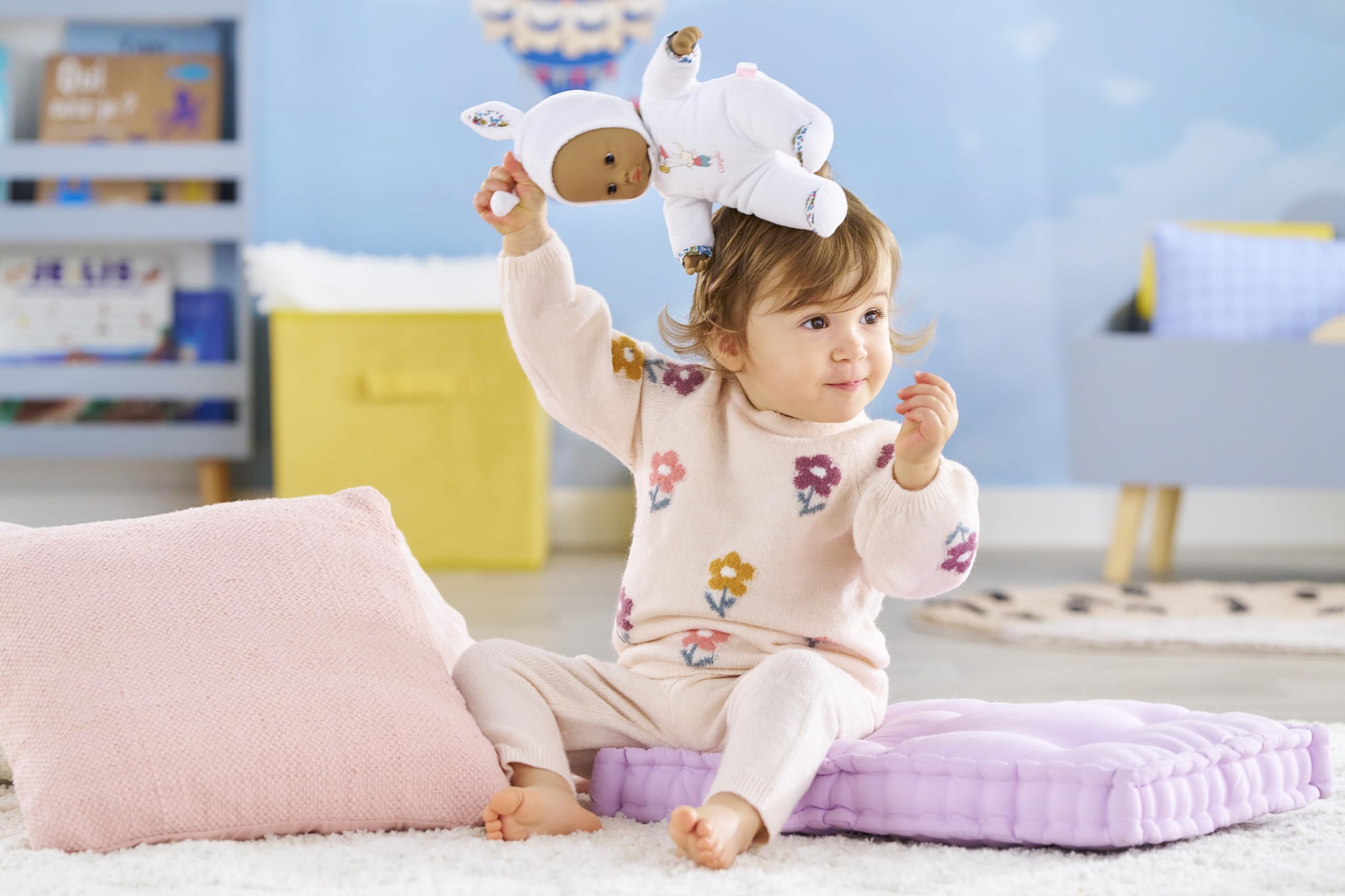 corolle-mon-doudou-pti-c-ur-lapin-blanc-poupon-30cm-vanille image 2
