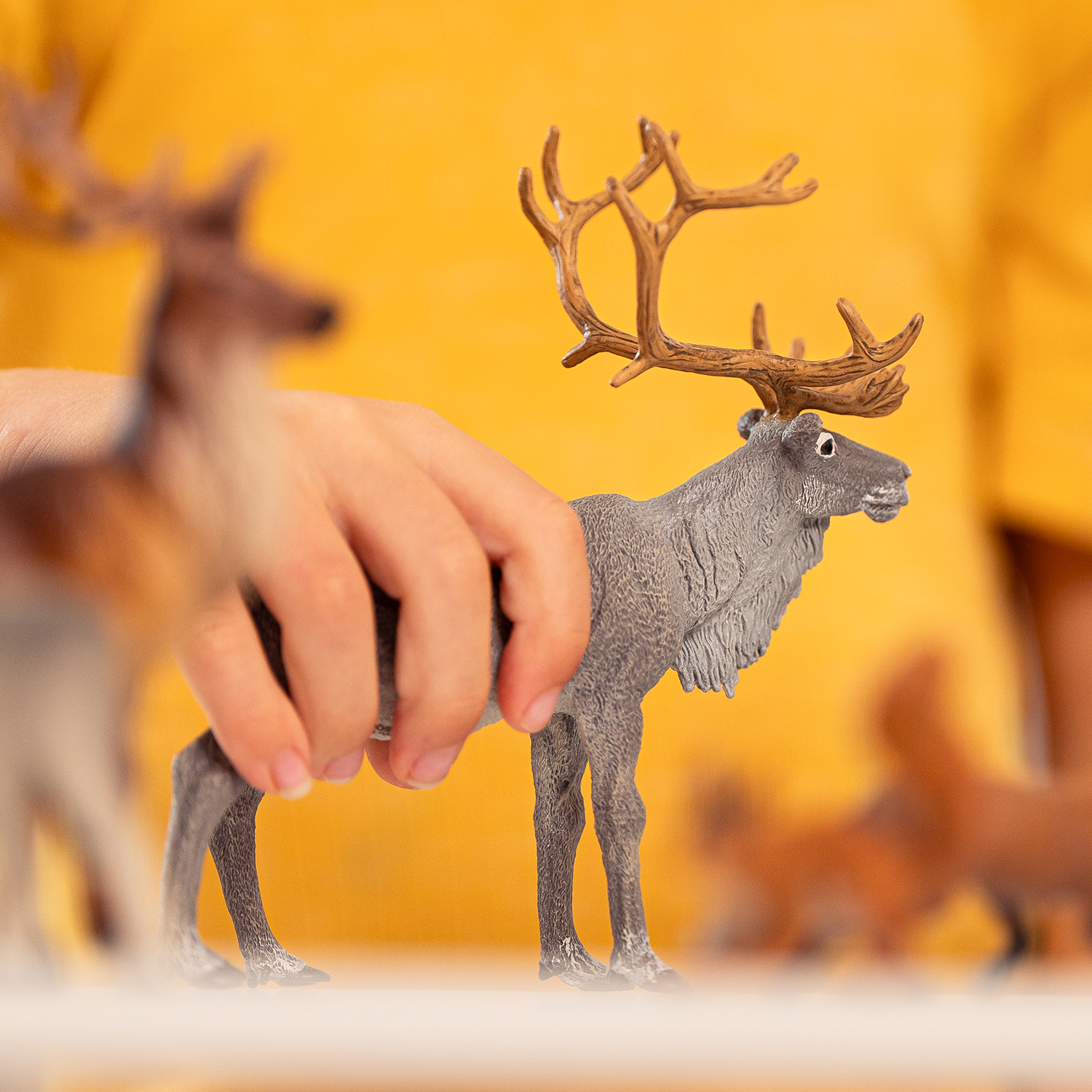 papo-wildlife-renne-figurine-grand-nord-bois image 2