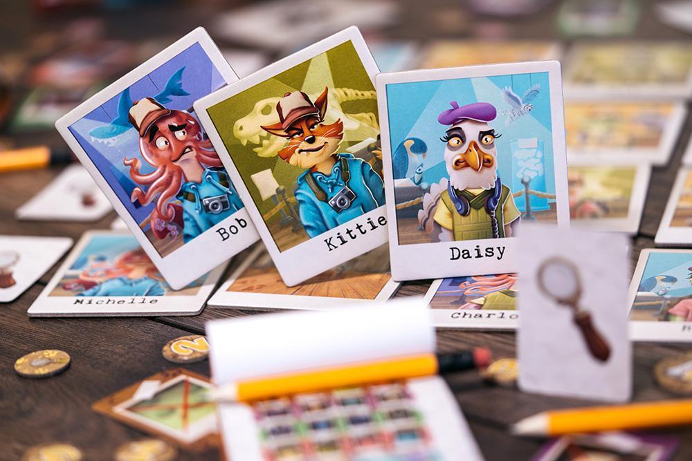 blue-orange-museum-suspects-jeu-d-enqu-te-mus-e image 3