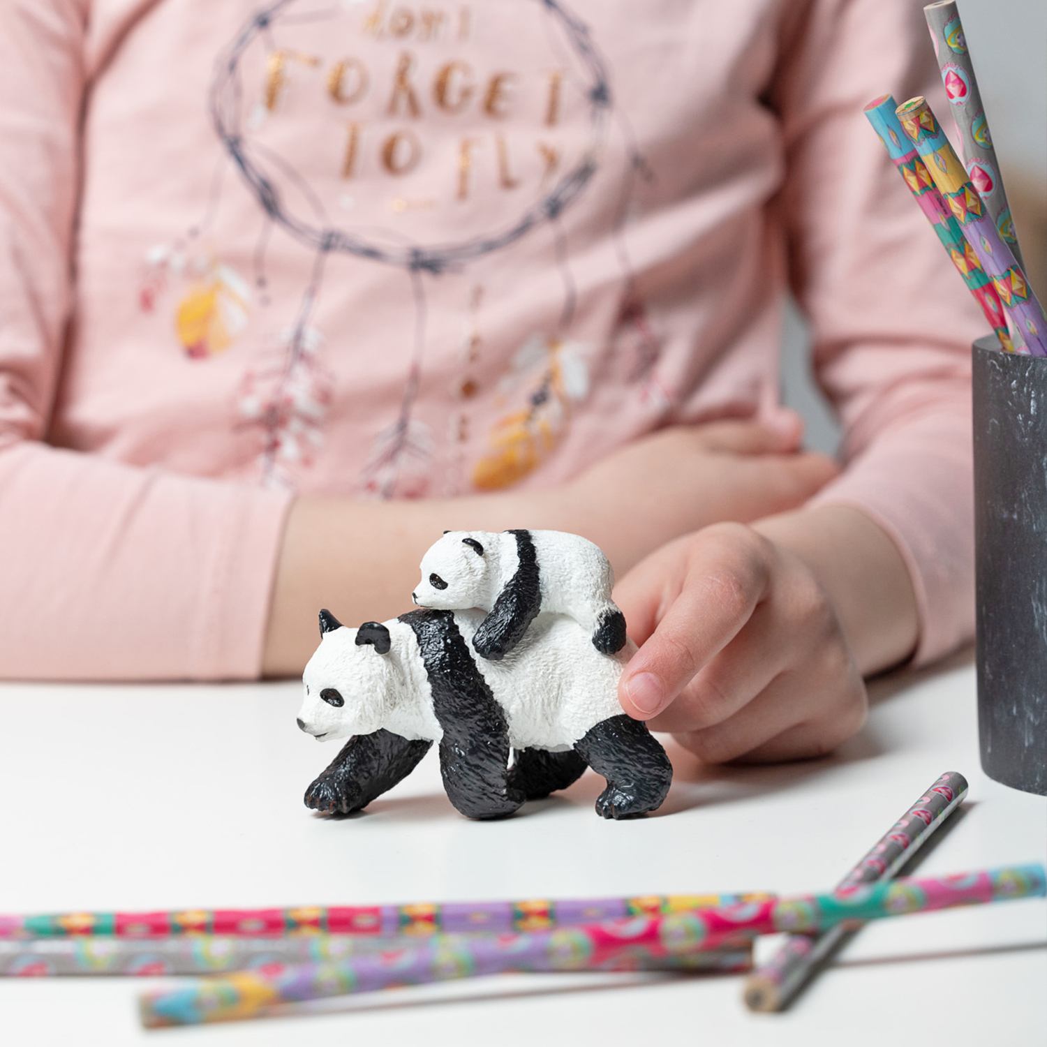 papo-wildlife-figurine-panda-et-son-b-b-animaux-noir-blanc image 2