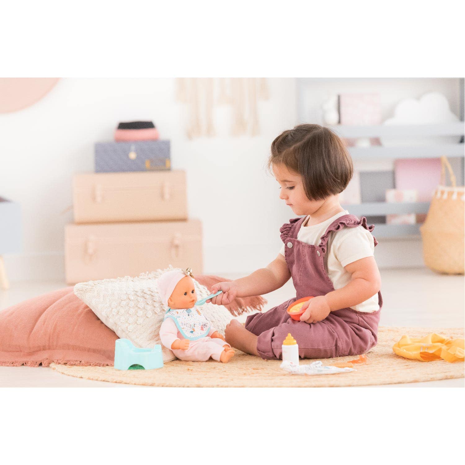 corolle-mon-premier-coffret-nurserie-11-accessoires-30cm-safran image 5