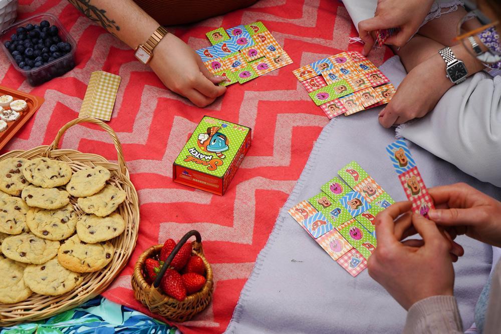 blue-orange-snack-match-jeu-de-famille-pique-nique image 3